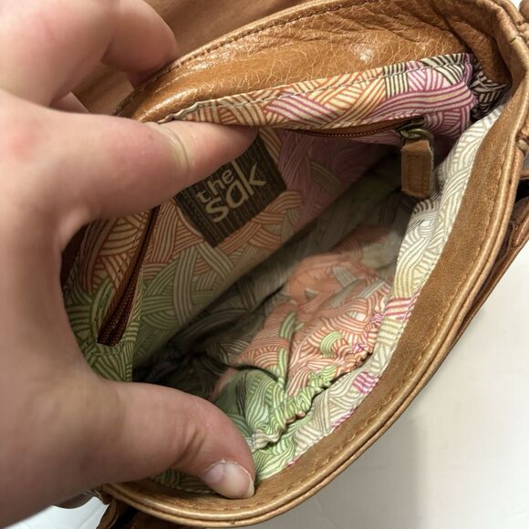 THE SAK Leather Crossbody Bag Pockets Tan Brown Adjustable Cane Ribbon Detail - Picture 6 of 11